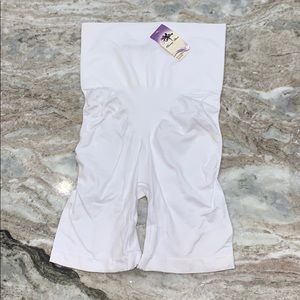 NWT Spanks Waist Trainer